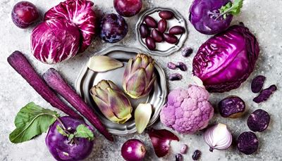корнеплоды, краснаякапуста, фиолетовый, кольраби, луковица, вителот, артишок, слива, фасоль, капуста