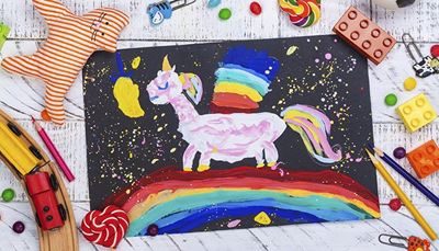 unicornio, arcoíris, pintar, peladilla, piruleta, gato, clip, tren, lego, lápices