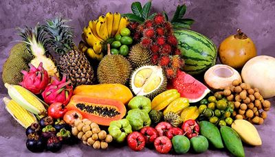 vodnímeloun, granátovník, papája, karambola, mangostana, mango, ananas, rambutan, klaskukuřice, pitahaya, kokos, banán, durian, kukuřice