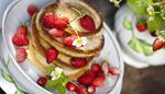 blad, pandekager, morgenmad, tallerken, kant, jordbaer, sukker, blomst