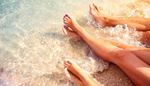 talloni, ginocchio, stinco, spiaggia, piede, sabbia, gambe, acqua, spruzzo, dita