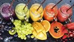 kiwi, arcoiris, smoothie, hielo, pajilla, naranja, granada, sandia, papaya, fresas, uva, mango