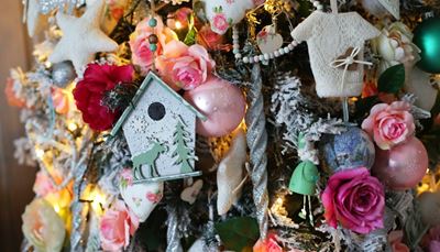 key, snowflake, nestbox, flower, icicle, beads, glitter, fir, bauble, moose, lace