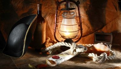 lantern, tricorne, casket, bottle, burlap, edging, rope, shell, seal