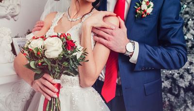 kravata, vyšívanie, náhrdelník, butonierka, prsteň, ruža, hodinky, svadba, slučka, jemnosť, lakeť, kytica