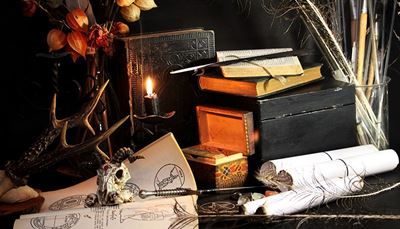 antlers, dryflowers, scroll, feather, casket, bookcover, skull, dagger, bookmark, book, flame