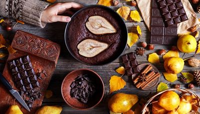 chokladkaka, hasselnöt, choklad, blad, halv, kanel, tumme, päron, anis, kniv, ärm, paj