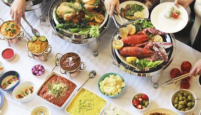 homard, olives, restaurant, assiette, citron, pince, cuillère, poulet, purée, buffet