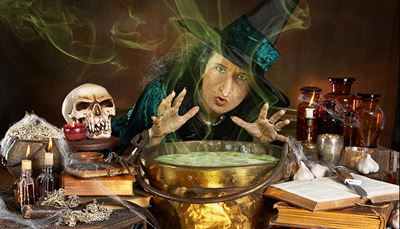 čarodějnictví, čarodějka, sklenice, lebka, lektvar, kotel, svíčka, vosk, česnek, plamen, nůž, web, kniha