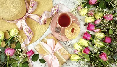 roses, teastrainer, leaves, plate, gift, donut, hat, tea, bow