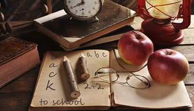 page, alphabet, pomme, enseignement, aiguille, lunettes, boulier, livres, somme, plus