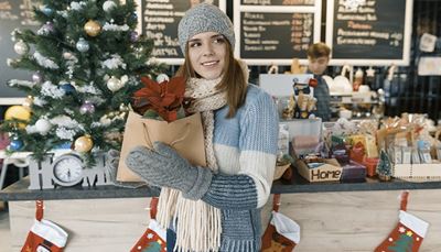 šal, jelovnik, božićnodrvce, rukavice, djevojka, pulover, tržnica, pisma, poinsetija