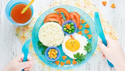 ris, eggehvite, arrangement, eggeplomme, sugerør, sunnmat, mais, drink, erter