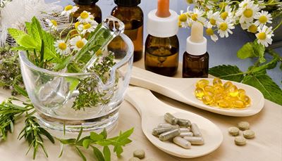 liquid, supplements, spearmint, chamomile, pipette, fishoil, capsule, pestle, mortar, herbs, vial, pill, spoon
