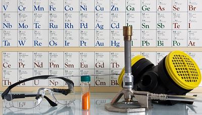 pulver, periodiskasystemet, kvicksilver, respirator, platinum, guld, glasögon, grundämnen, silver, brännare, flaska