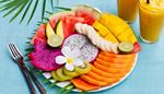 wassermelone, fruchtfleisch, drachenfrucht, plumeria, papaya, fruchte, zitrone, saft, mango, banane, kiwi, gabel
