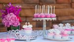 roede, cakepops, bord, cupcake, taartplateau, kroon, zwaan, roze, paar