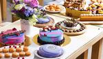 roll, macarons, candies, glaze, meringue, berries, bouquet, table, cake
