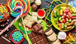 bar, bowl, lightgreen, chocolate, sweets, wafflecone, lollipop, jelly, candycane, candies, wafers