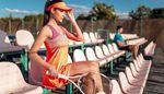 net, posture, sportswoman, grandstand, visor, waiting, racket, elbow, tennis, seat
